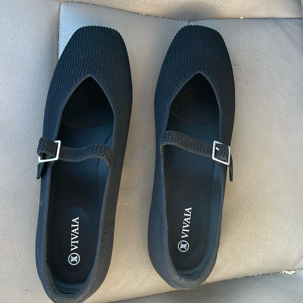 Vivaia Square-Toe Mary-Jane (Margot Mary-Jane) 41 wide